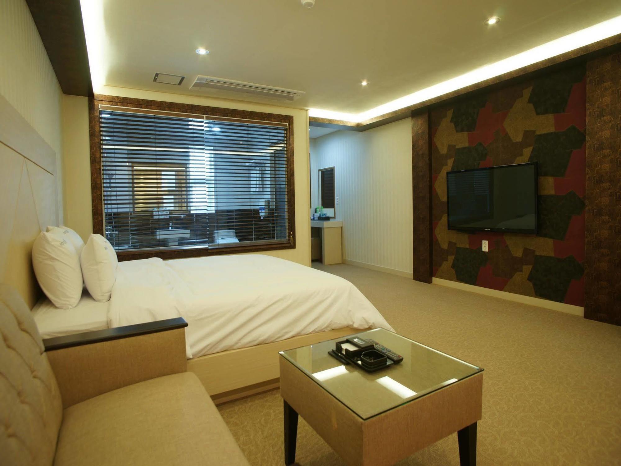 Hotel W Shinjeju Exterior foto